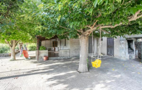 Awesome Home In Monterosso Almo With Kitchen